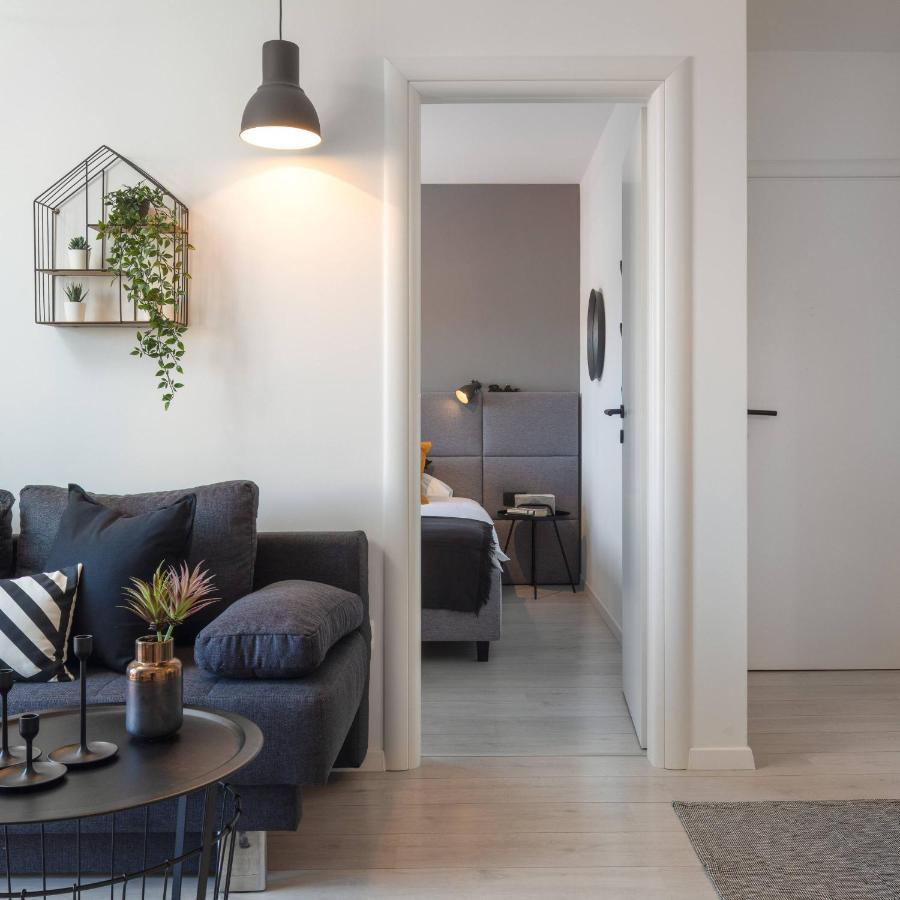 Apartments Valentina Bol Bagian luar foto