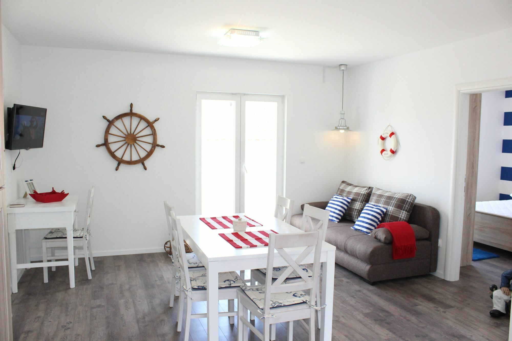 Apartments Valentina Bol Bagian luar foto